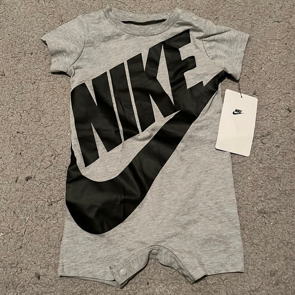 Nike 6 month Romper - NEW WITH TAGS!